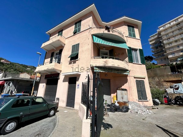 locale commerciale in affitto a Sanremo