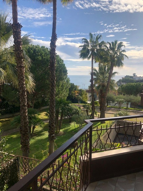 appartamento in affitto a Sanremo in zona Coldirodi
