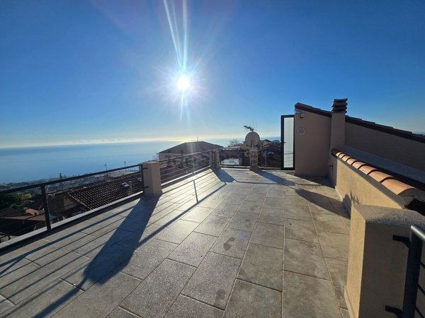 appartamento in affitto a Sanremo in zona Coldirodi