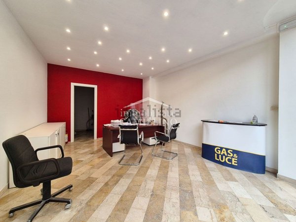 locale commerciale in affitto a Sanremo