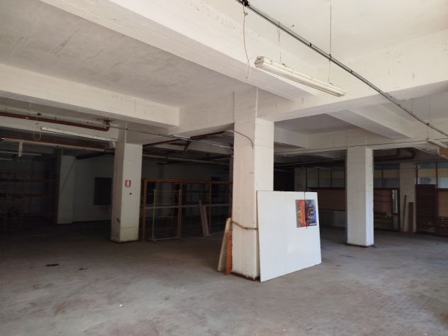 locale commerciale in affitto a Sanremo