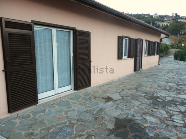 appartamento in affitto a Sanremo in zona Coldirodi