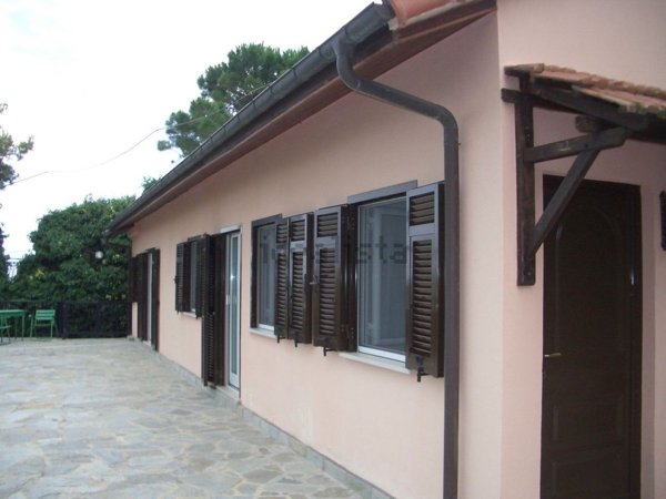 appartamento in affitto a Sanremo in zona Coldirodi