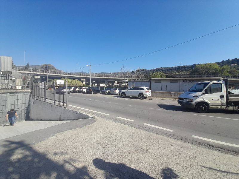 locale di sgombero in affitto a Sanremo in zona Bussana
