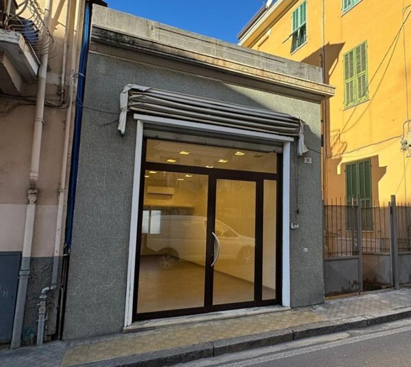 locale commerciale in affitto a Sanremo