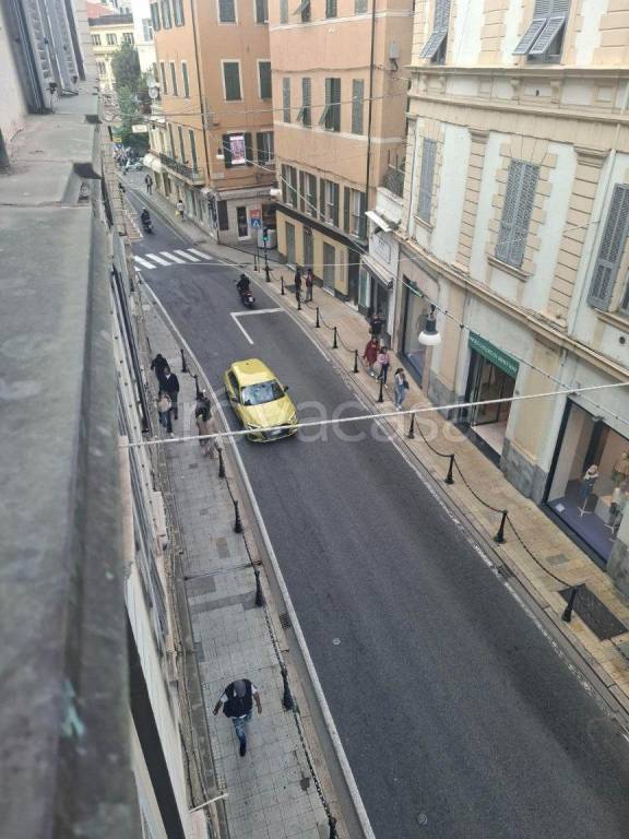 negozio in affitto a Sanremo