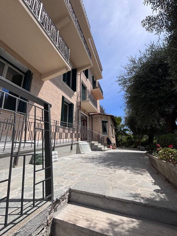 appartamento in affitto a Sanremo
