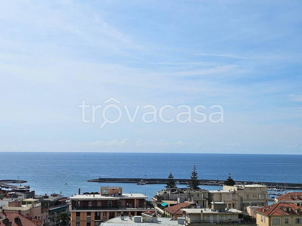 appartamento in affitto a Sanremo