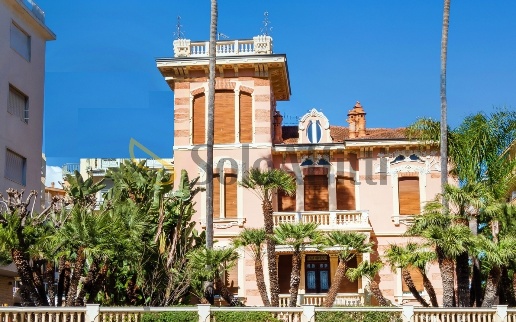 casa indipendente in affitto a Sanremo