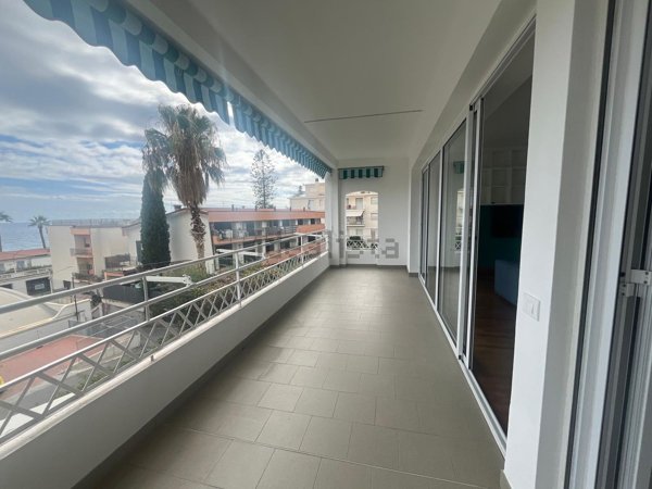 appartamento in affitto a Sanremo in zona Coldirodi
