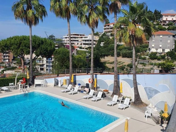 appartamento in affitto a Sanremo in zona Poggio