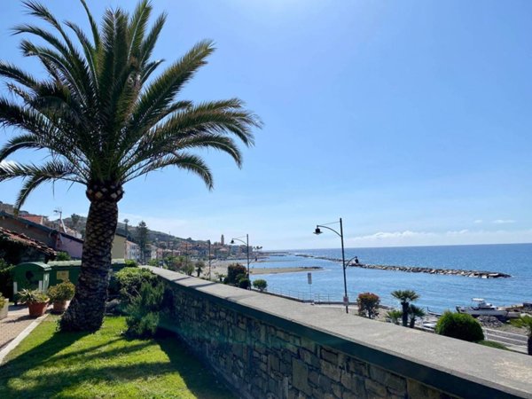 appartamento in affitto a Santo Stefano al Mare