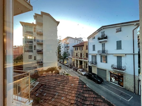 appartamento in affitto a Taggia in zona Arma di Taggia