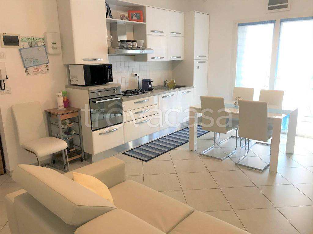 appartamento in affitto a Taggia in zona Arma di Taggia