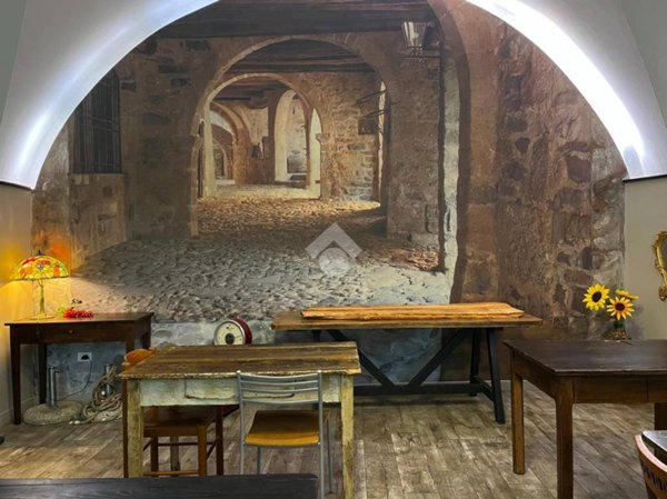 negozio in affitto a Taggia
