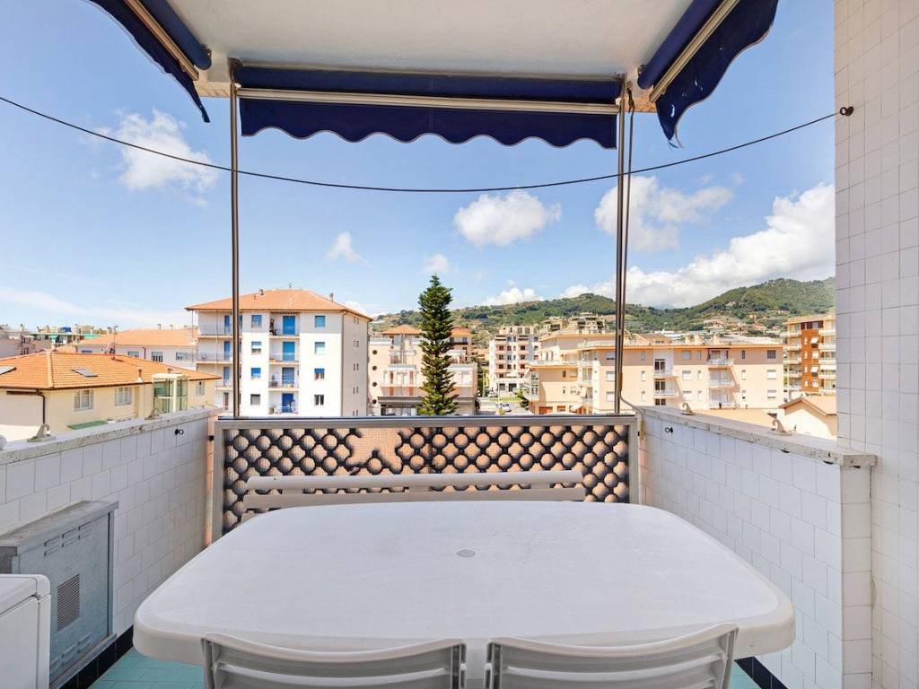 appartamento in affitto a Taggia in zona Arma di Taggia