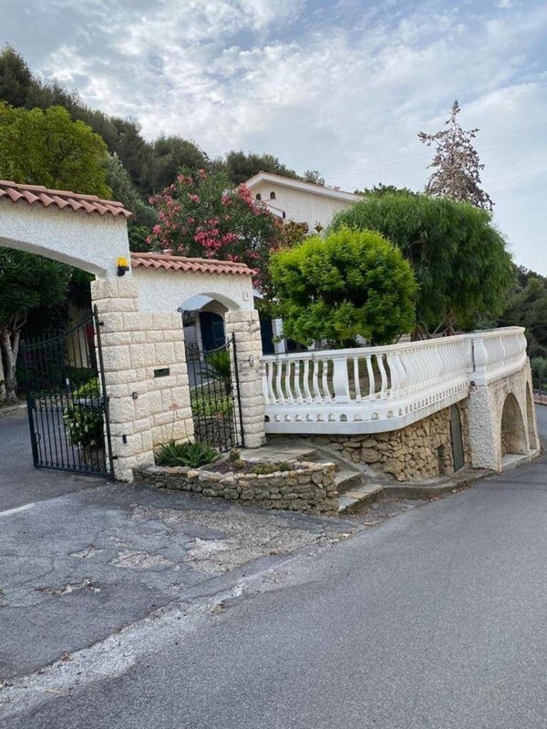 appartamento in affitto a Vallecrosia