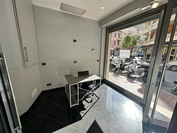 locale commerciale in affitto a Ventimiglia