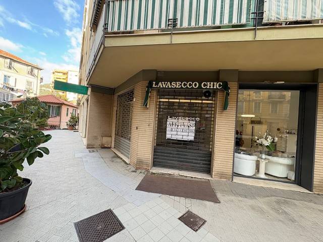 negozio in affitto a Ventimiglia