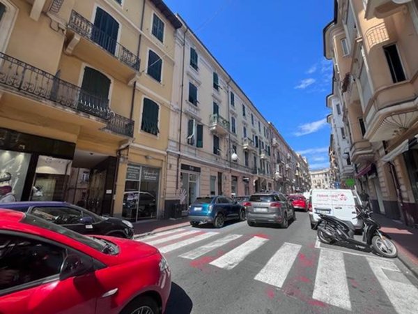 negozio in affitto a Ventimiglia