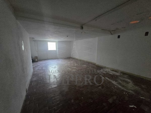 locale commerciale in affitto a Ventimiglia