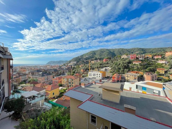appartamento in affitto ad Alassio
