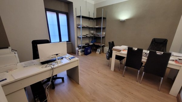 ufficio in affitto ad Alassio