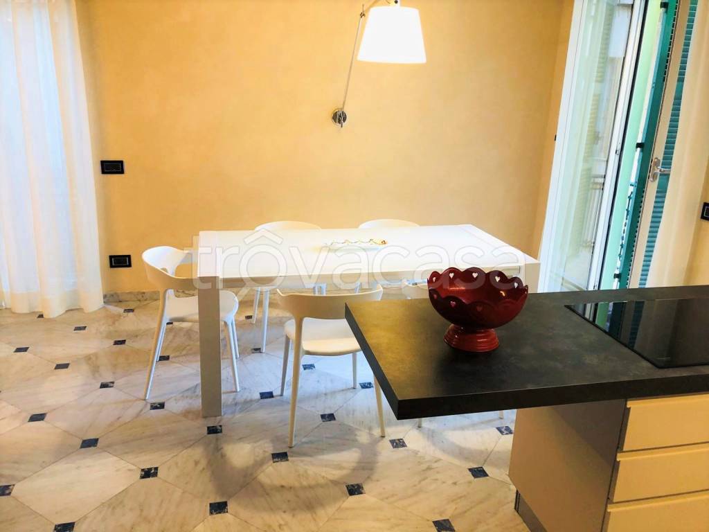 appartamento in affitto ad Alassio