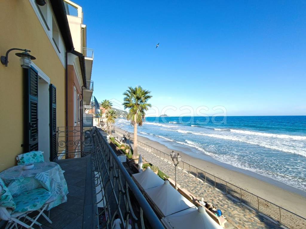 appartamento in affitto ad Alassio