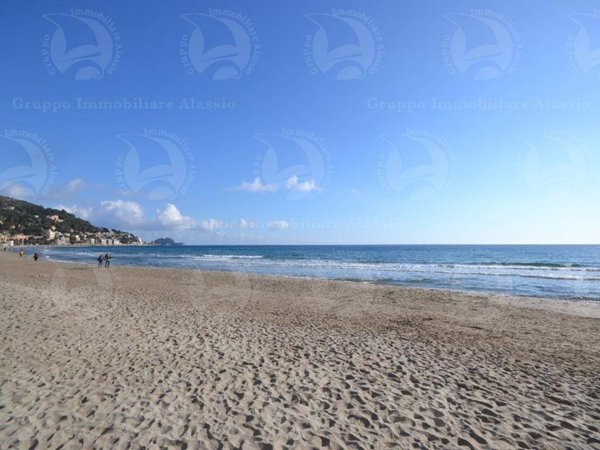 appartamento in affitto ad Alassio