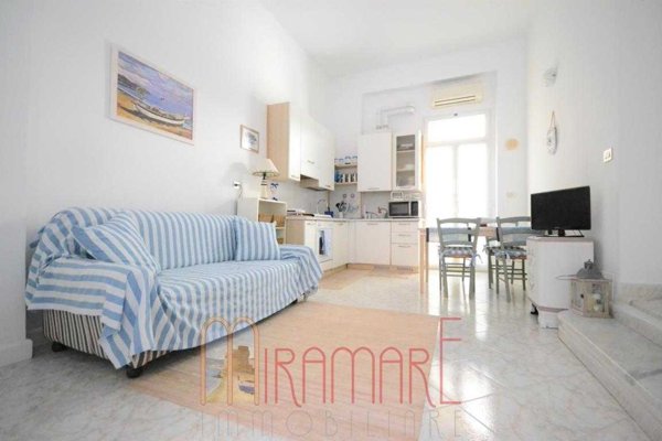 appartamento in affitto ad Alassio