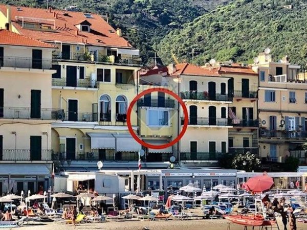 appartamento in affitto ad Alassio