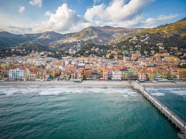 appartamento in affitto ad Alassio