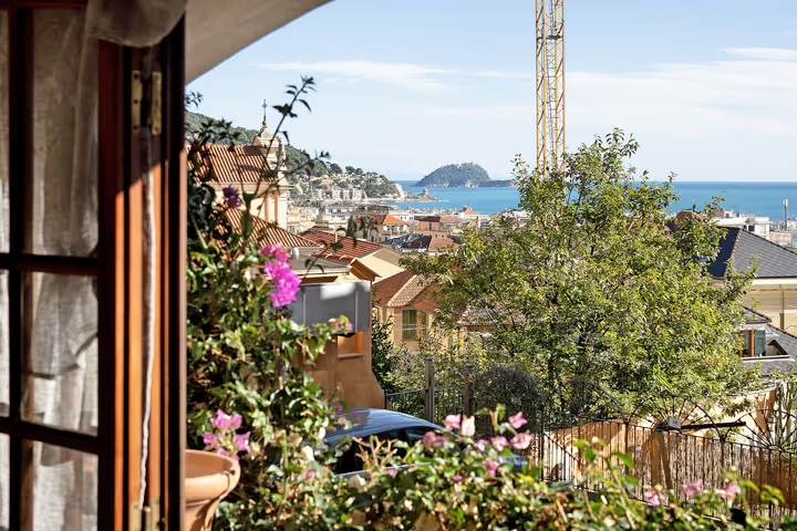 appartamento in affitto ad Alassio