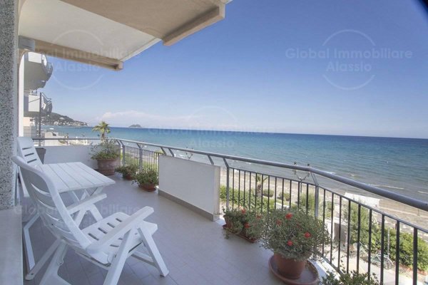 appartamento in affitto ad Alassio