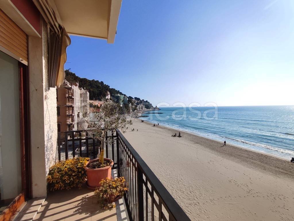 appartamento in affitto ad Alassio