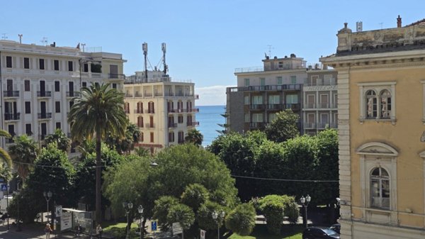 appartamento in affitto ad Alassio