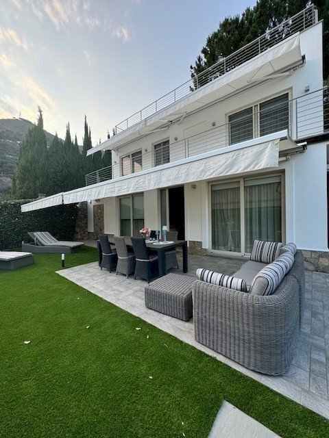 casa indipendente in affitto ad Alassio