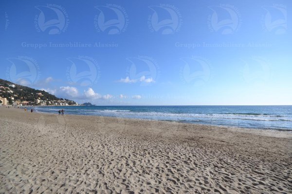appartamento in affitto ad Alassio