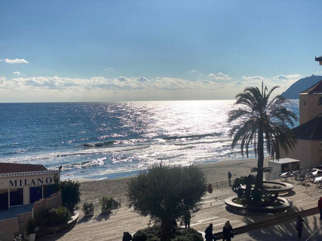 appartamento in affitto ad Alassio