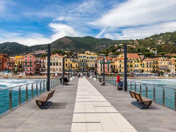 negozio in affitto ad Alassio