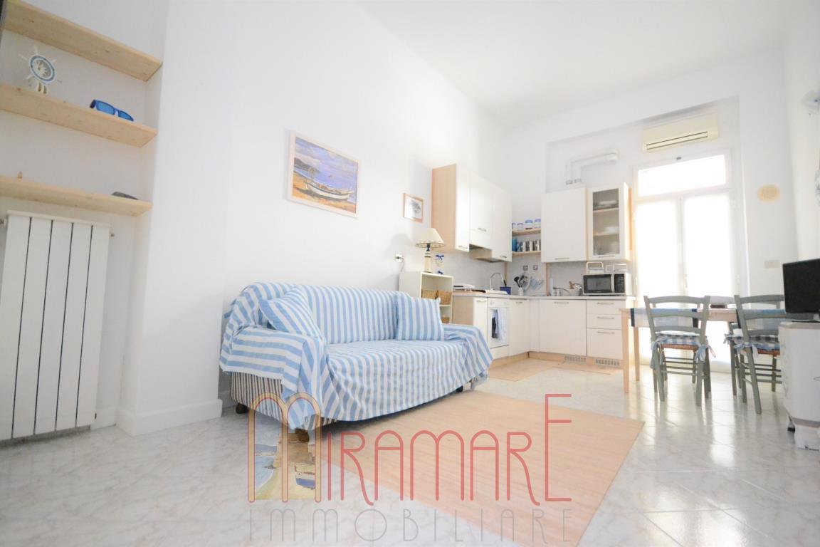 appartamento in affitto ad Alassio