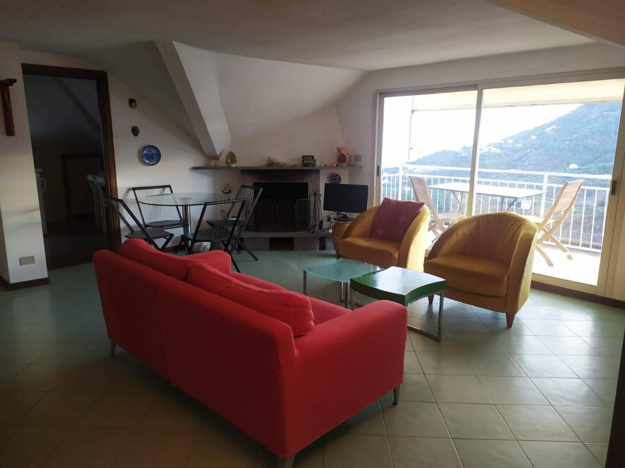appartamento in affitto ad Alassio in zona Moglio
