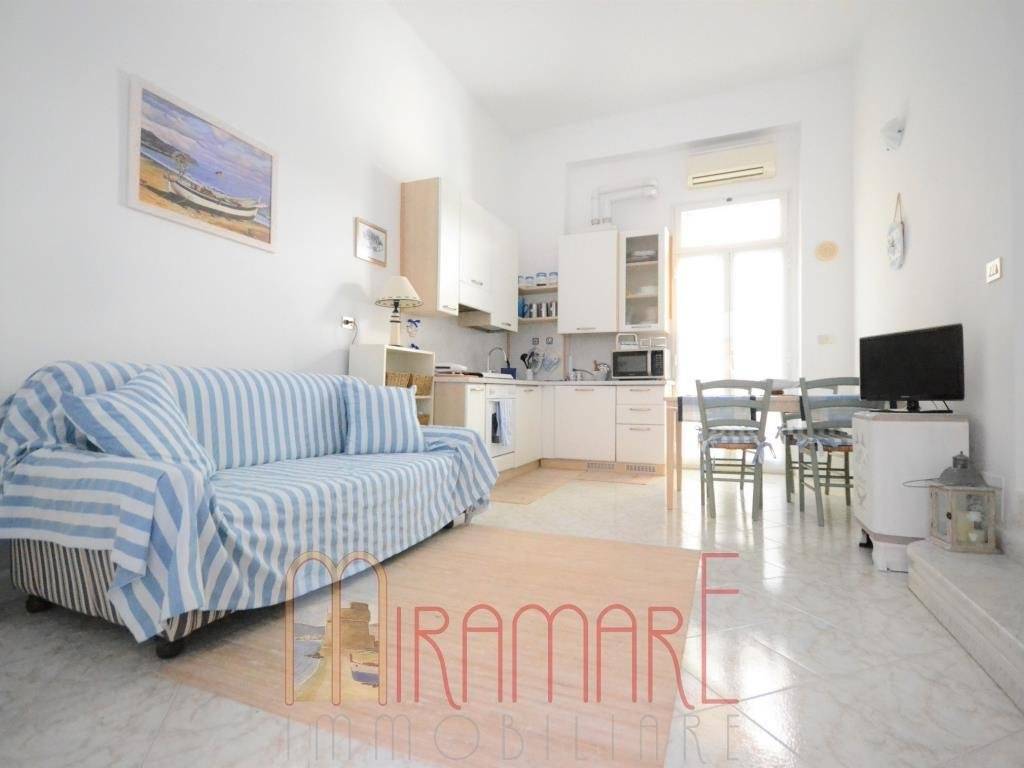 appartamento in affitto ad Alassio