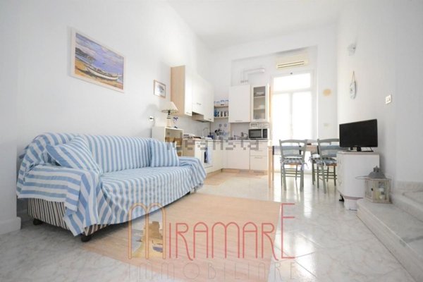 appartamento in affitto ad Alassio