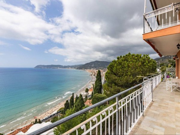 appartamento in affitto ad Alassio in zona Solva