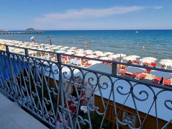 appartamento in affitto ad Alassio