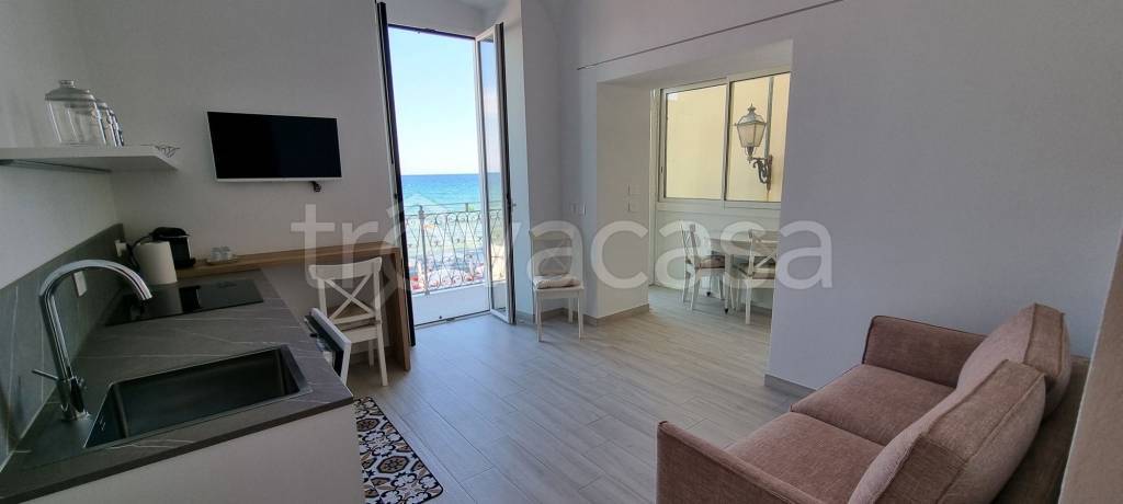 appartamento in affitto ad Alassio