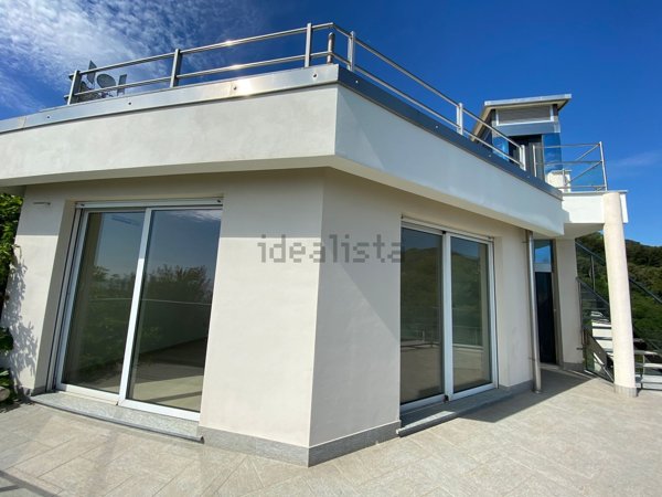 casa indipendente in affitto ad Alassio