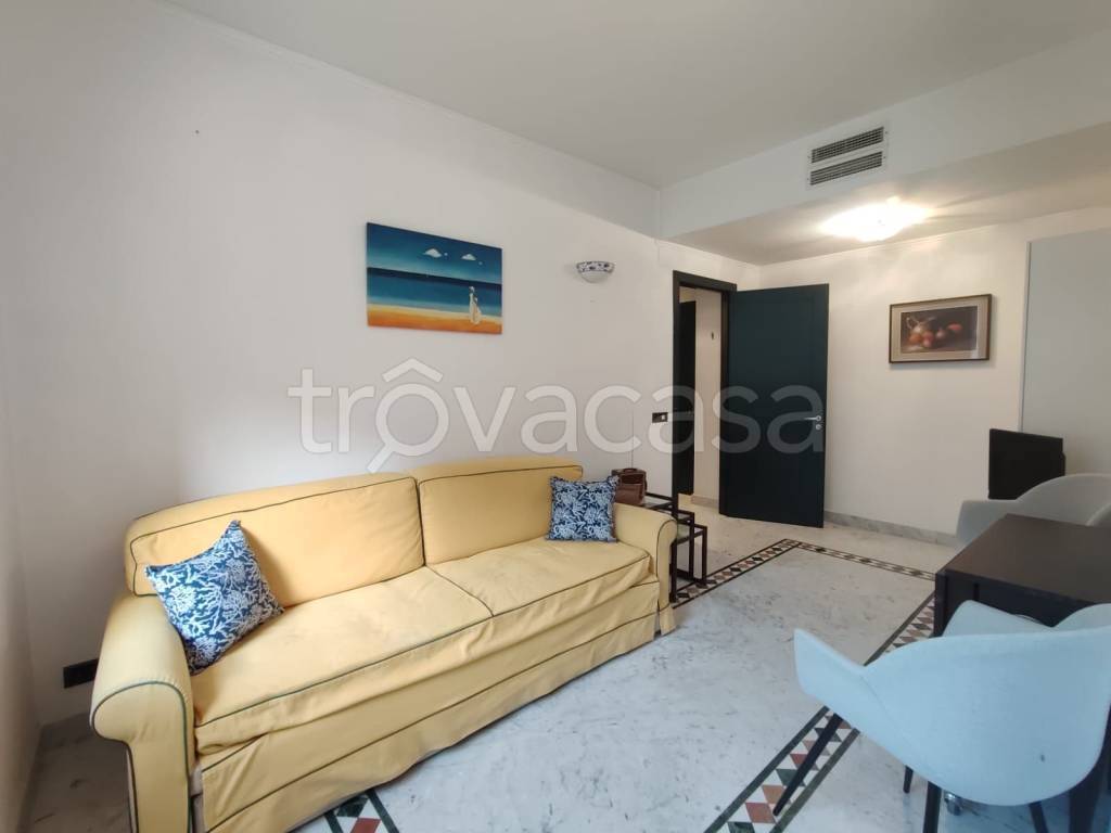 appartamento in affitto ad Alassio